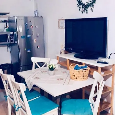 Boutique 3 Apartment *